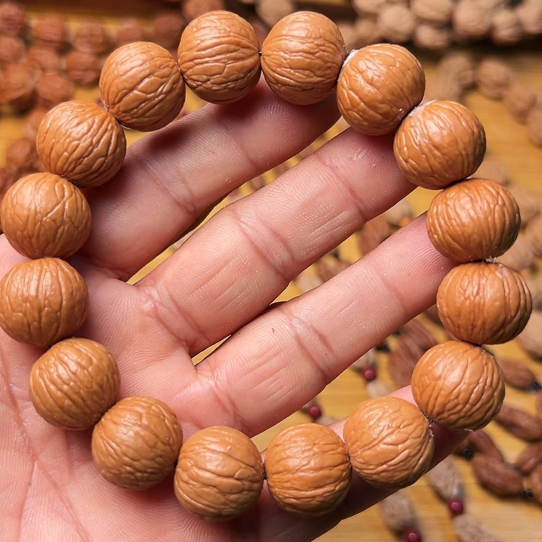 猴头核桃吊坠聚宝盆17