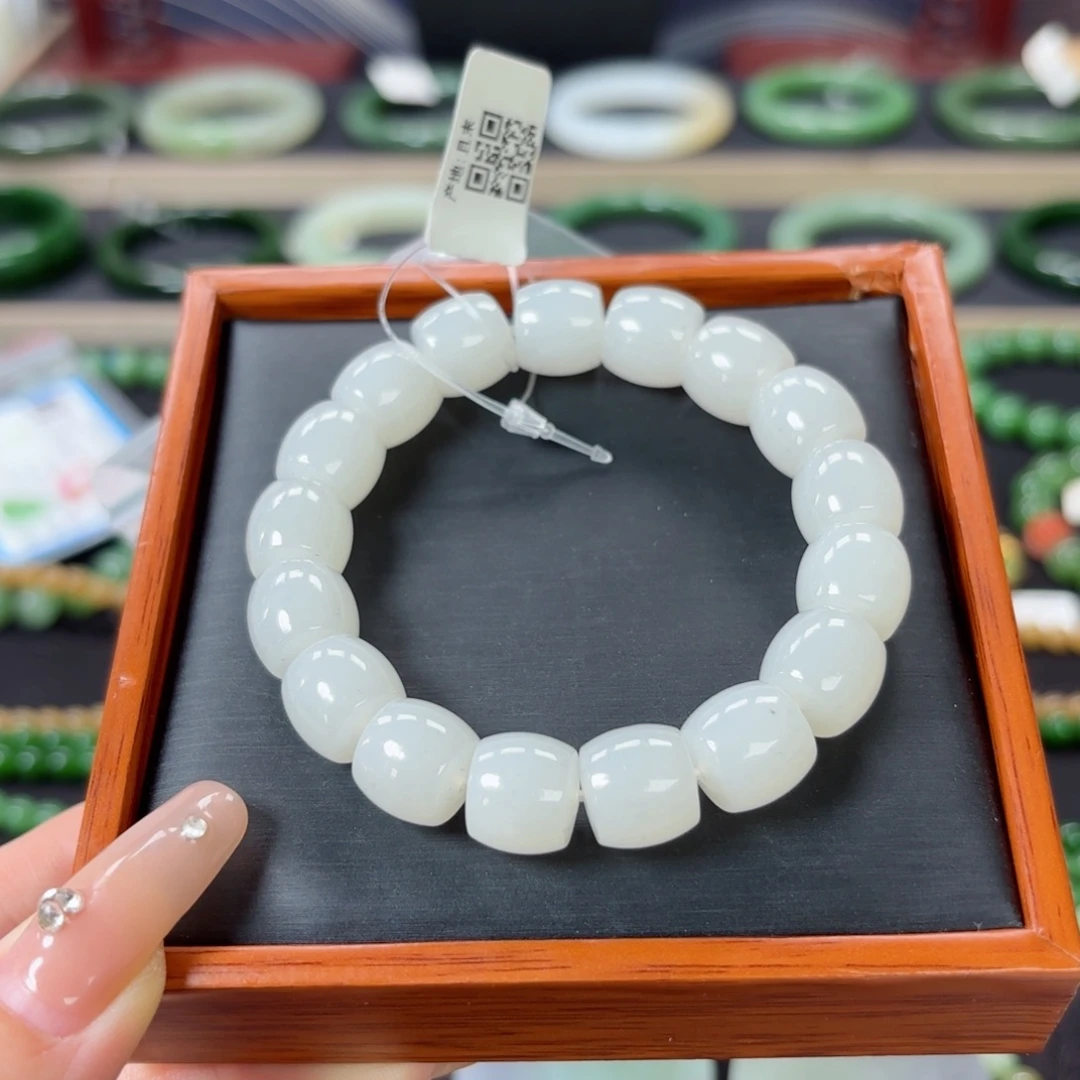 未镶嵌手链和田玉