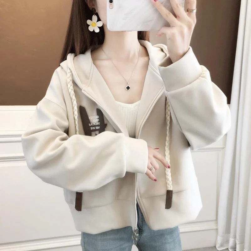 小众设计感短版卫衣女春秋季2025新款宽松韩版薄款小个子连帽外套