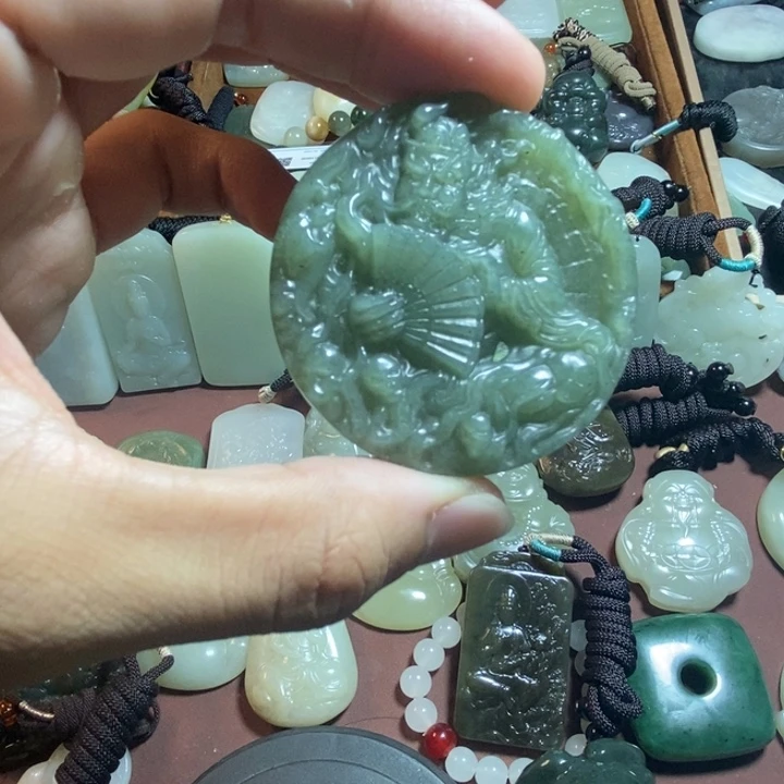 和田玉未镶嵌珠宝奇石