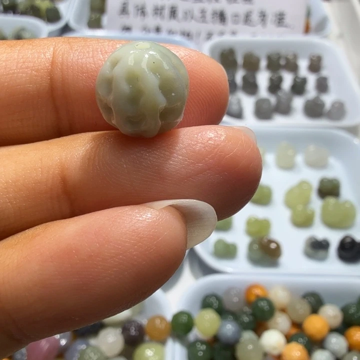未镶嵌和田玉珠宝半成品