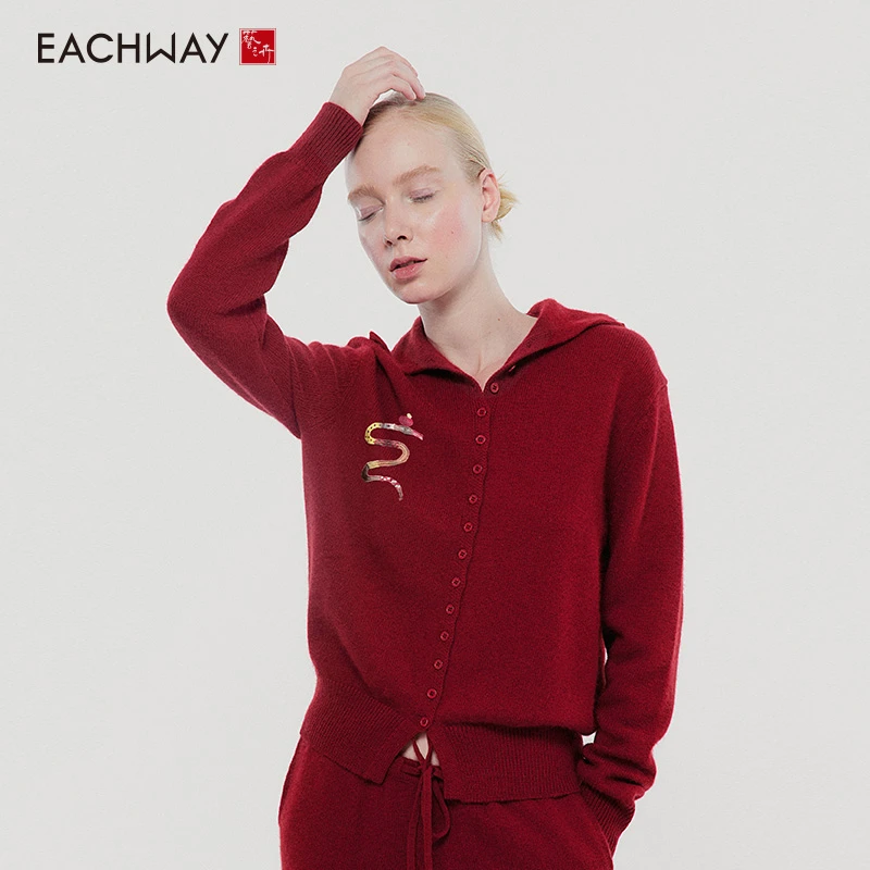 Eachway/艺之卉【灵蛇新生】蛇年新春系列绵羊毛红毛衫EV11C13966