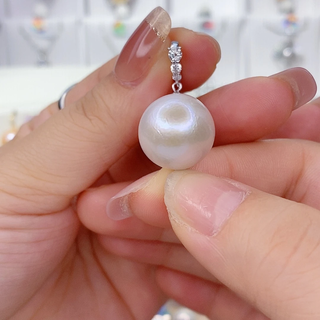 二***二淡水珍珠银S925镶嵌吊坠(赠链)