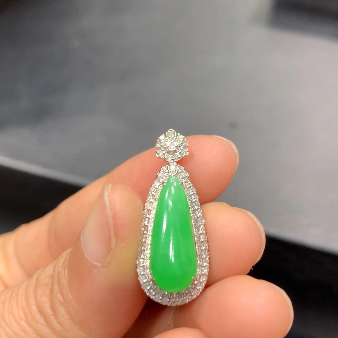 翡翠18K金镶嵌吊坠(不含链)