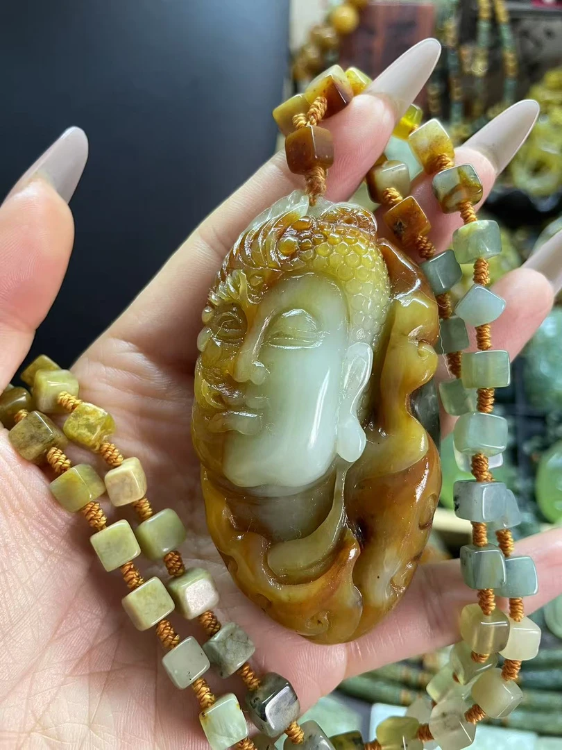 岫玉花玉挂件一念之间岫玉