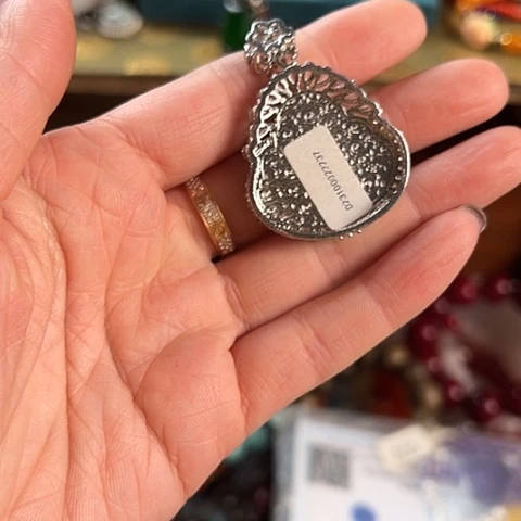 滴血莲花菩提吊坠