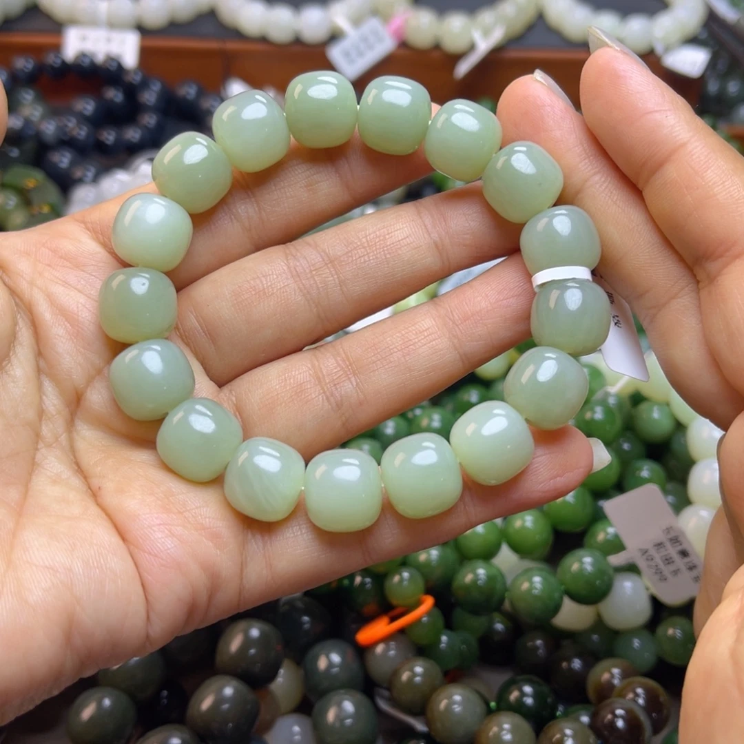 和田玉未镶嵌手链