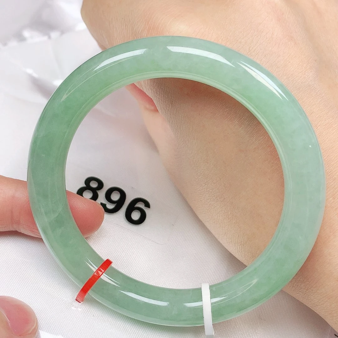 翡翠手镯未镶嵌抖音896