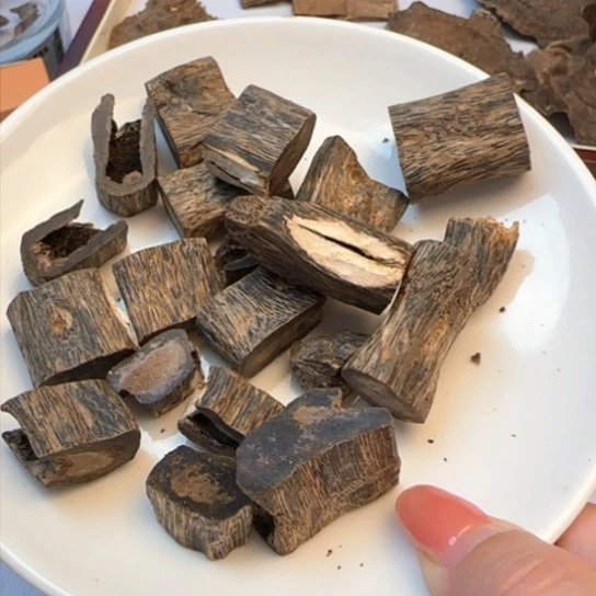 沉香摆件海南黑棋块料54克