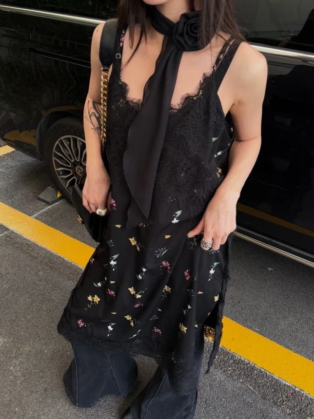 HELLOTANGO《流光花语》小众设计碎花花边蕾丝拼接吊带连衣裙24934#