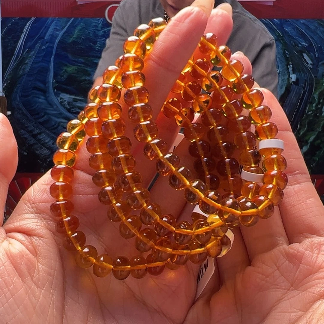 未镶嵌琥珀裸石抚顺琥珀10705八多样性发其一