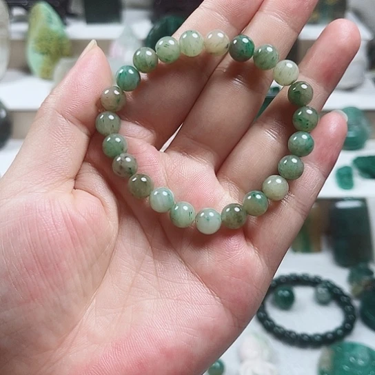 未镶嵌独山玉吊坠