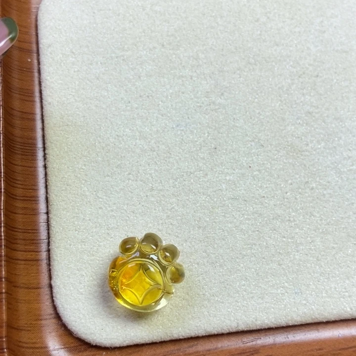 琥珀未镶嵌珠宝奇石猫爪