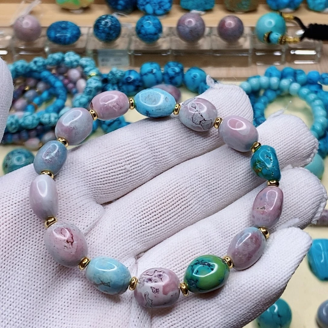 绿松石未镶嵌珠宝奇石