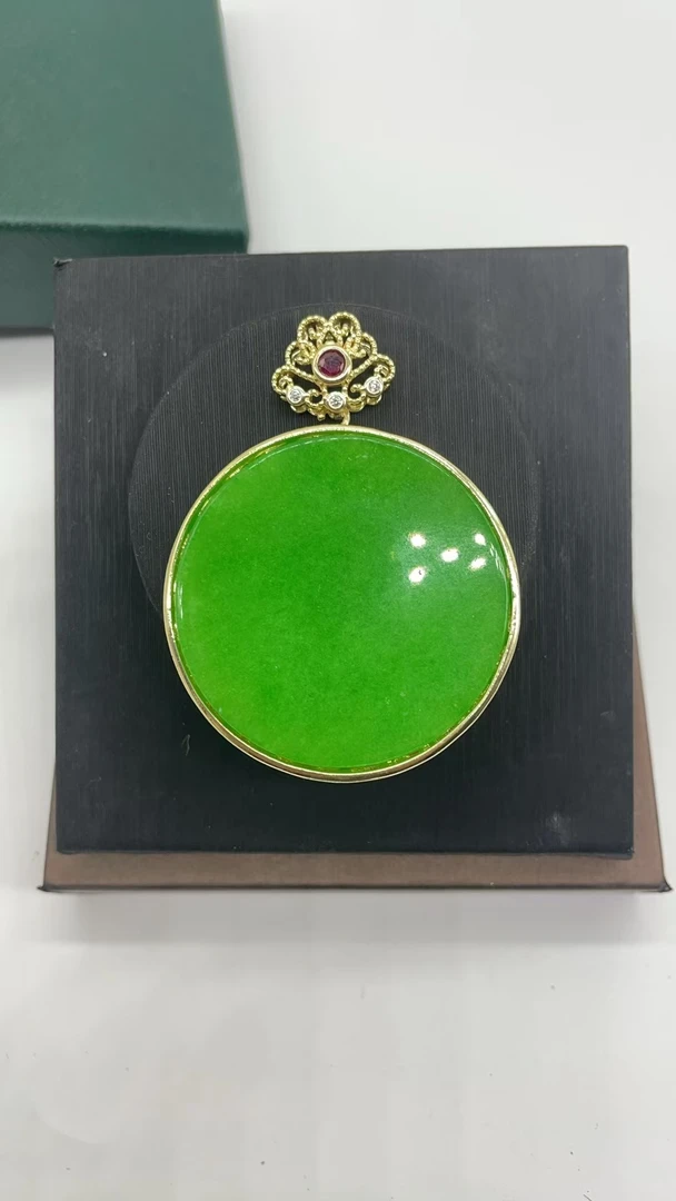 A08【冰糯种飘花细圆条翡翠手镯 优雅精致首饰】