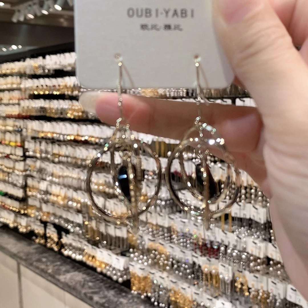 铜合金925银耳勾枪色