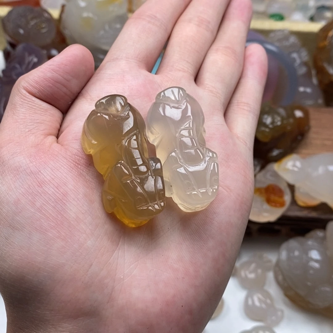 玛瑙/玉髓未镶嵌颈饰