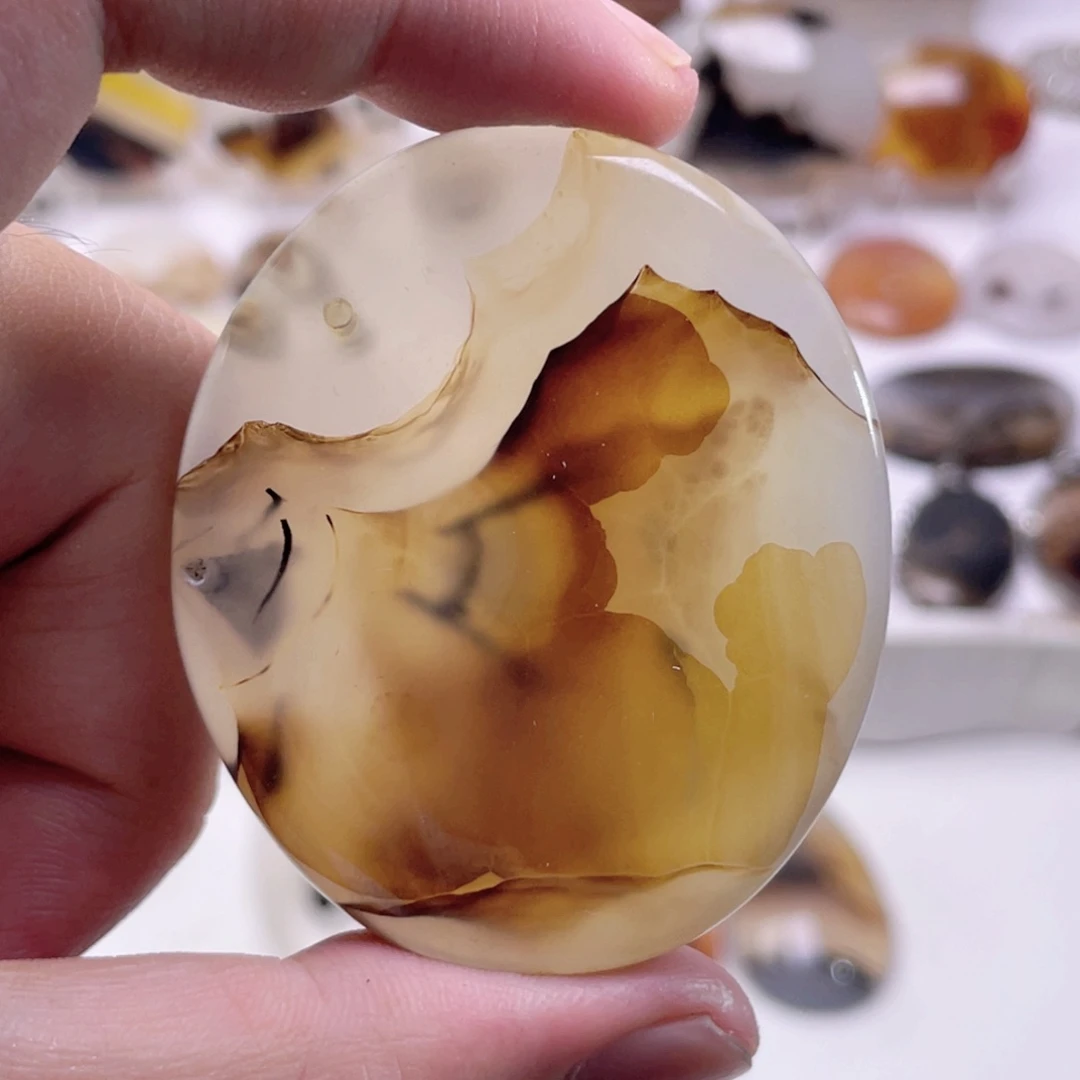 未镶嵌颈饰玛瑙/玉髓