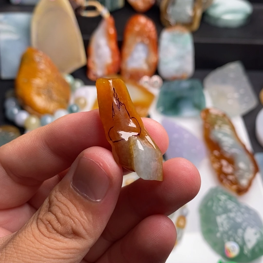未镶嵌定制翡翠特色黄翡