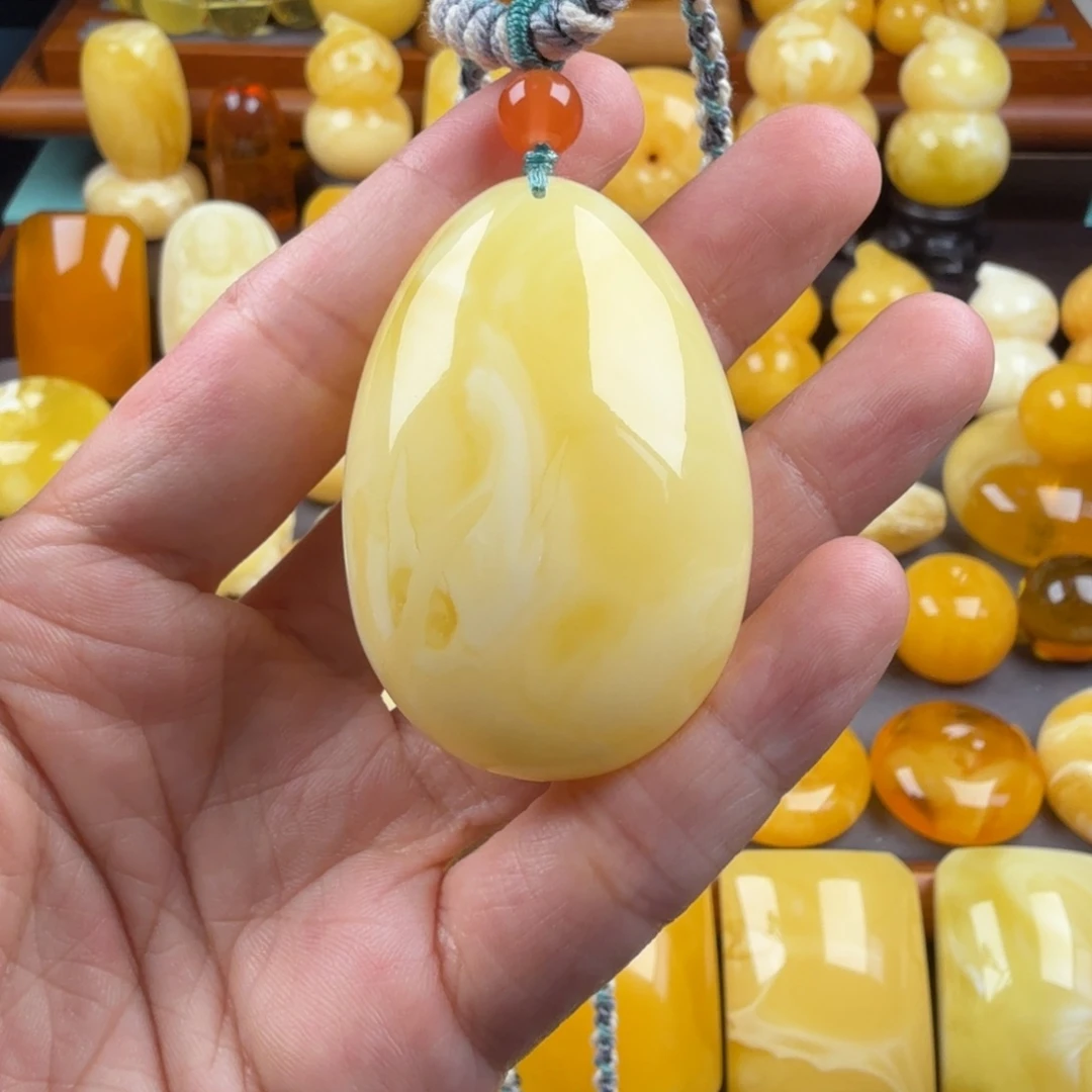 琥珀颈饰未镶嵌纯天然琥珀蜜蜡无优化