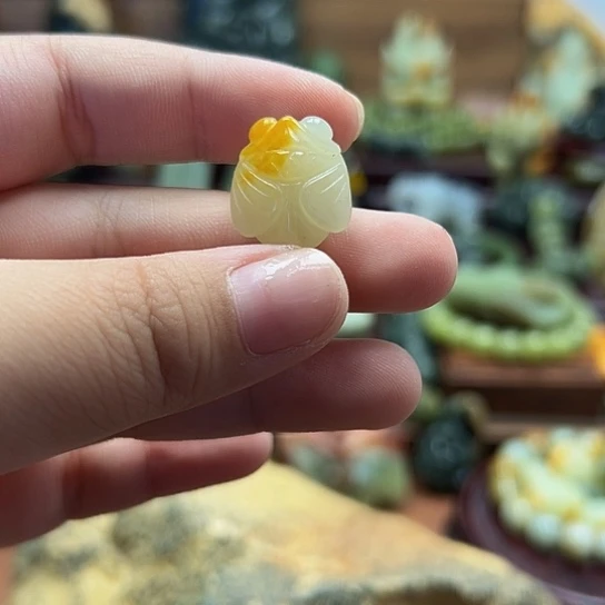未镶嵌和田玉珠宝奇石