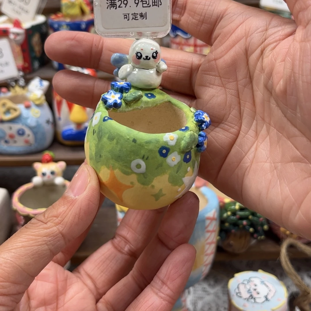 凡***心108小飞兔花盆手绘微瑕