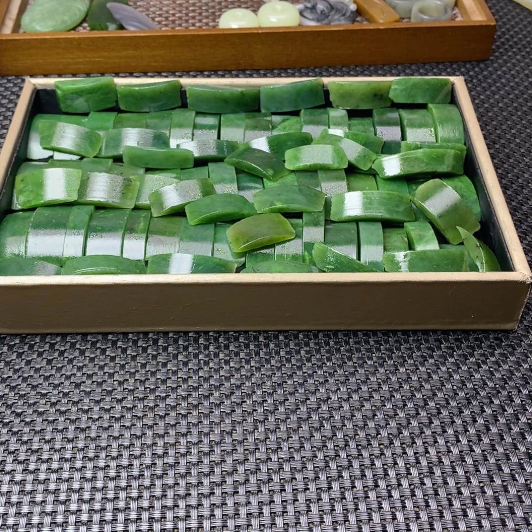 和田玉未镶嵌珠宝半成品希***习