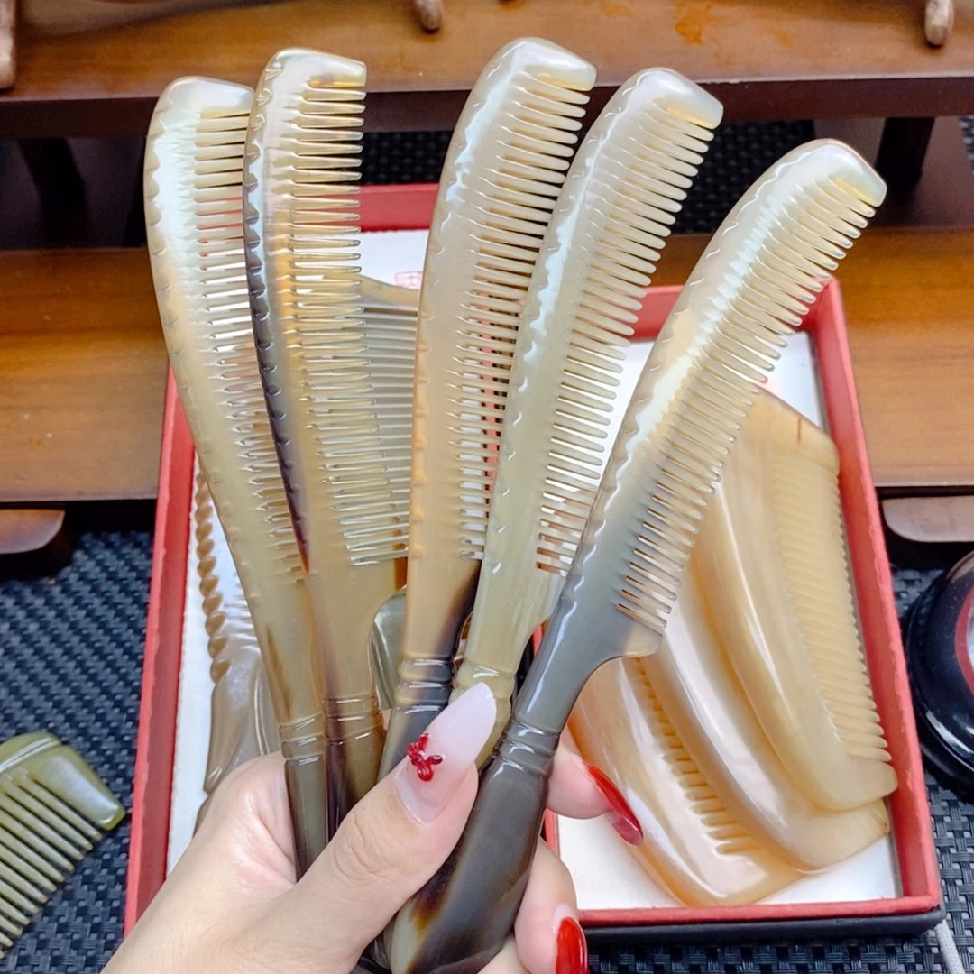 纯手工制作纯牛角梳子