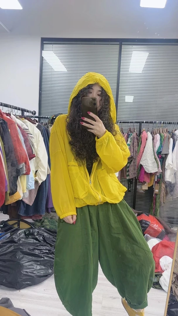 HY   净色两口袋连帽防晒衣外套