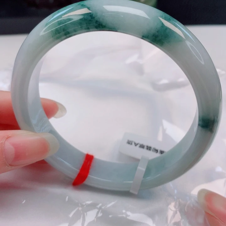 未镶嵌手镯翡翠60圈