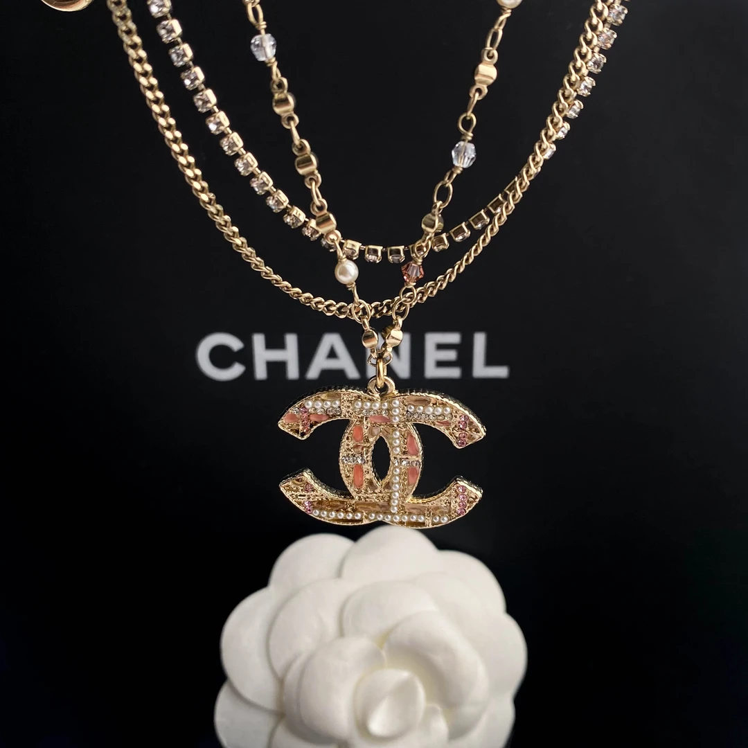 未使用 Chanel/香奈儿 闲置 双C粉色琉璃镶钻三层链条项链 S6270