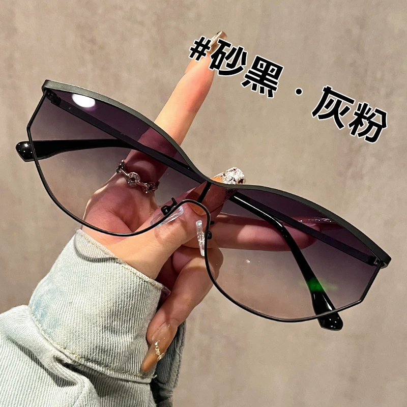 2025年新款欧美风女辣妹连体墨镜高级感防紫外线风显脸小太阳镜潮