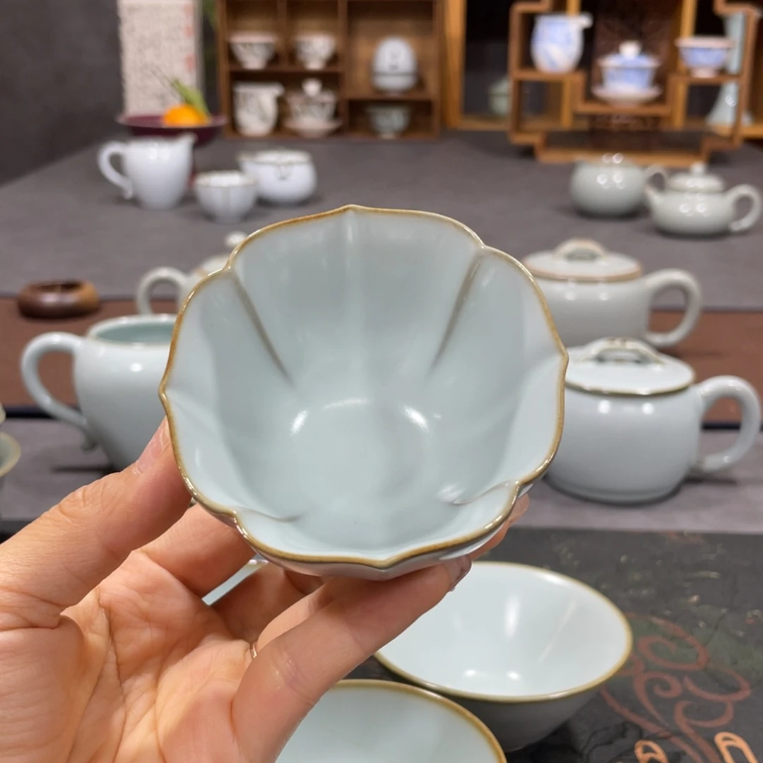 杯w*凝香阁铁胎天青宝相杯