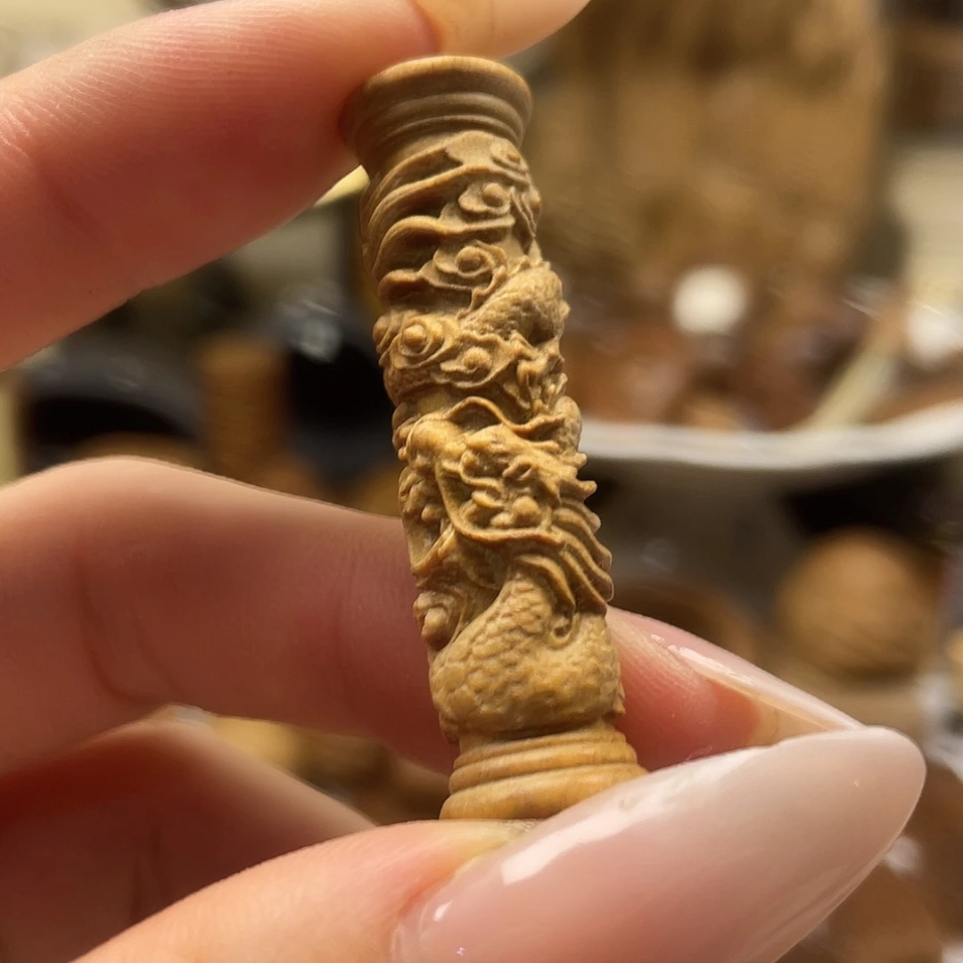 檀香木龙柱老山檀香