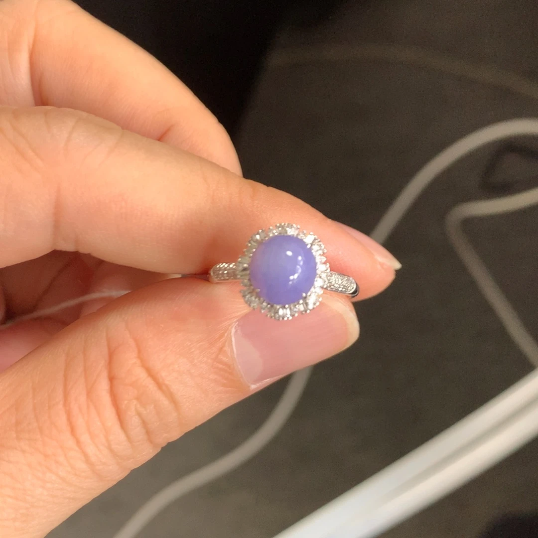 翡翠戒指18K金镶嵌翡翠