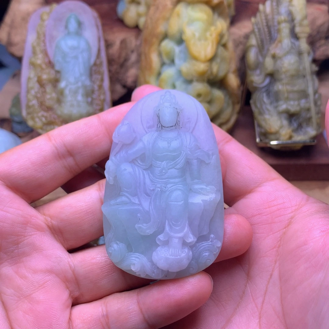 宏***业定制翡翠未镶嵌翡翠