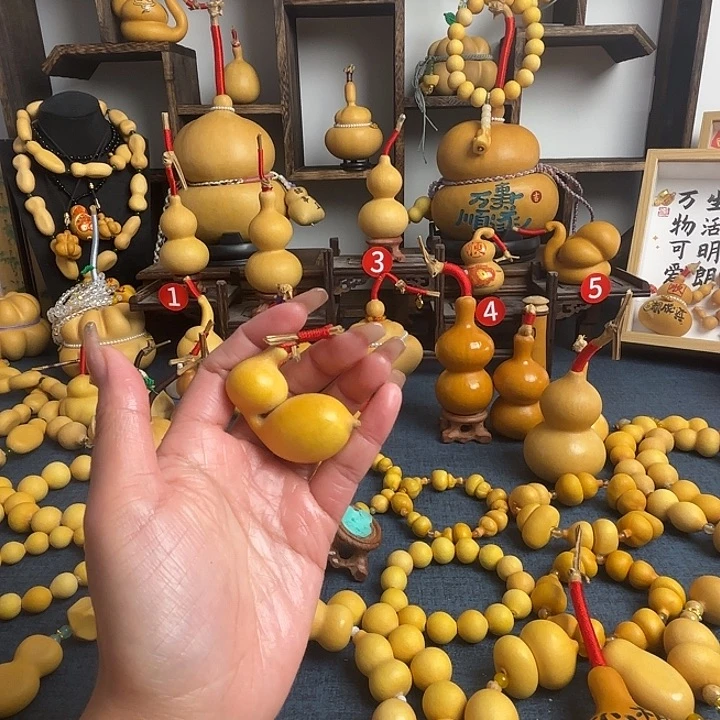 陈***芳有机玻璃福禄世家如意府小区