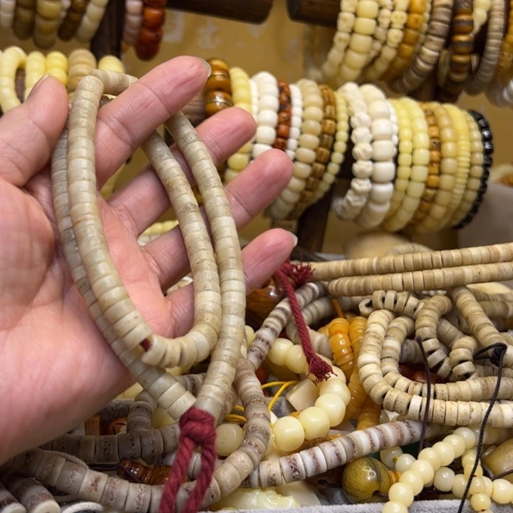 火***焱驼骨手串/手链直径8灰嘎嘎片