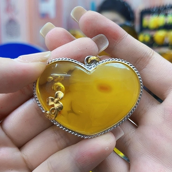 琥珀银S925镶嵌颈饰吊坠