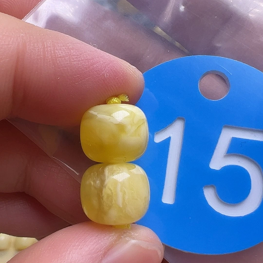 蜜蜡未镶嵌珠宝奇石10.5mm微瑕