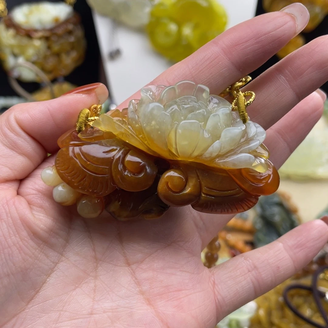 未镶嵌蛇纹石玉颈饰