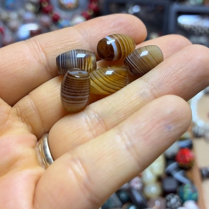 精品小尺寸缠丝橄榄 对孔卡12