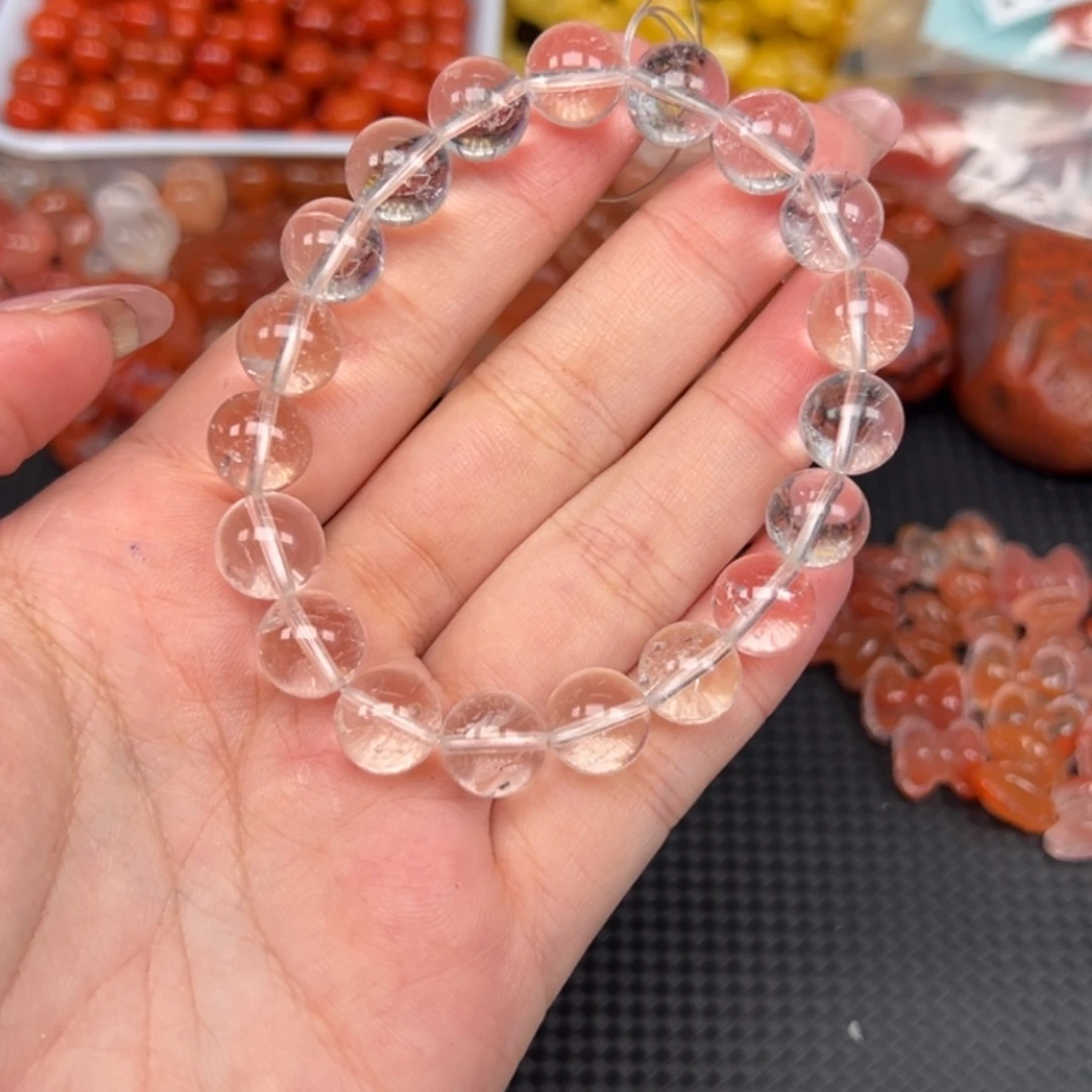 尔***尔手链未镶嵌水晶多样性