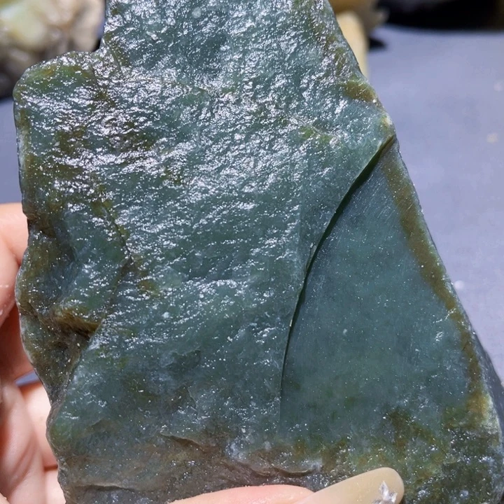 和田玉（糖玉）未镶嵌珠宝奇石