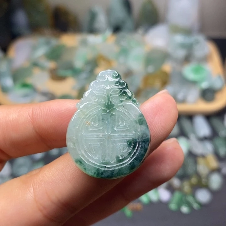 颈饰未镶嵌翡翠仿古牌