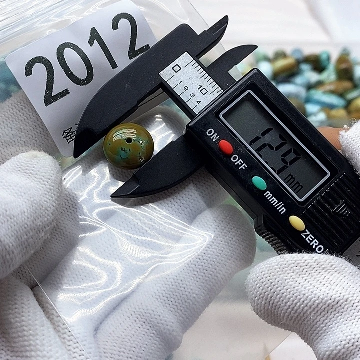 颈饰未镶嵌南红玛瑙