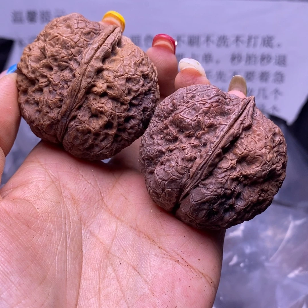 把件文玩核桃云南野生铁核桃183号47mm