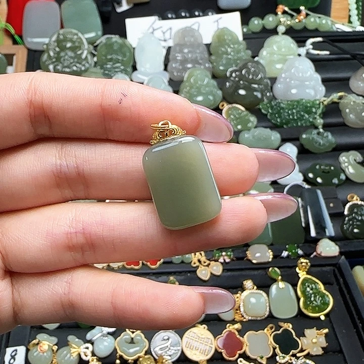 颈饰银S925镶嵌和田玉