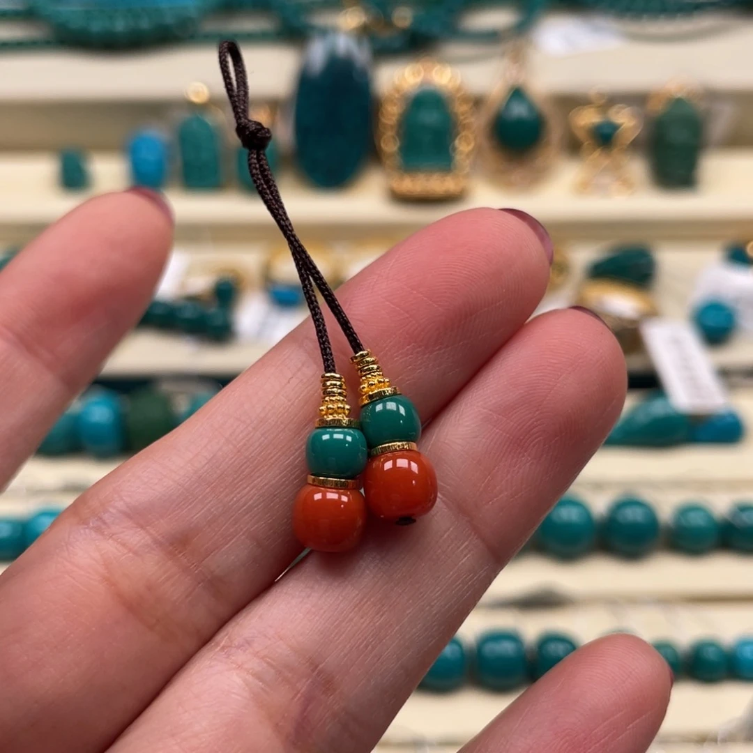 18K金镶嵌绿松石珠宝奇石弟子珠