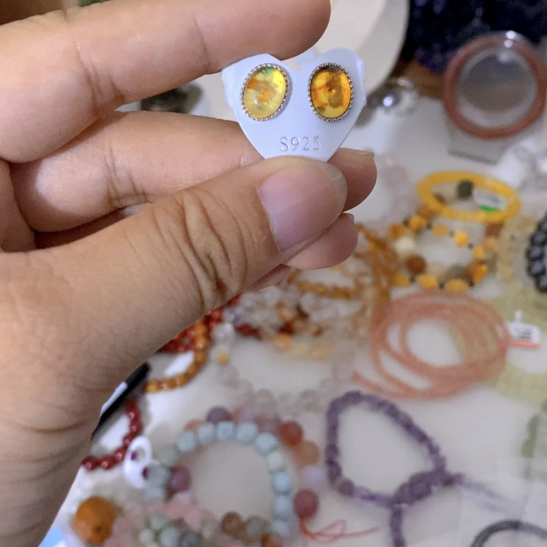 未镶嵌耳饰水晶花